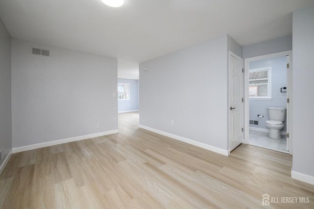 998 Woodmere Drive, Aberdeen, NJ 07735