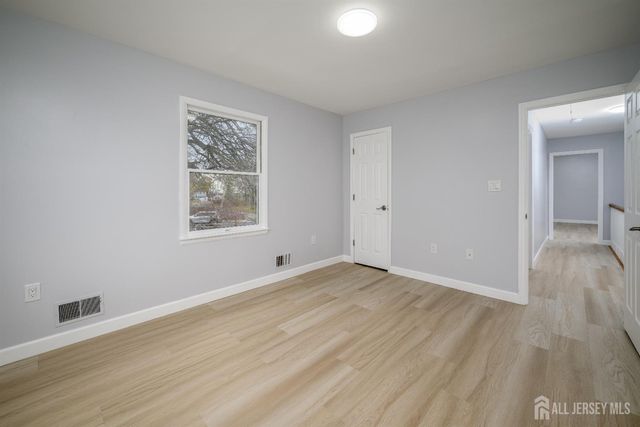 998 Woodmere Drive, Aberdeen, NJ 07735