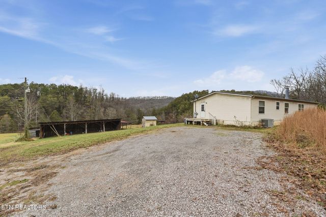 357 Muncey Hollow Lane, Washburn, TN 37888