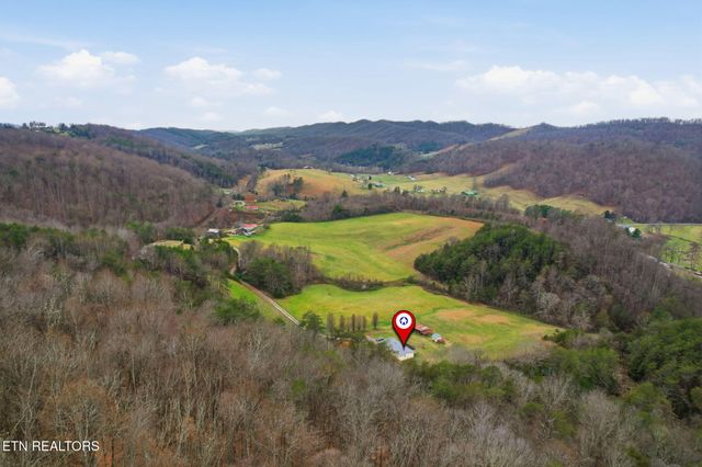 357 Muncey Hollow Lane, Washburn, TN 37888