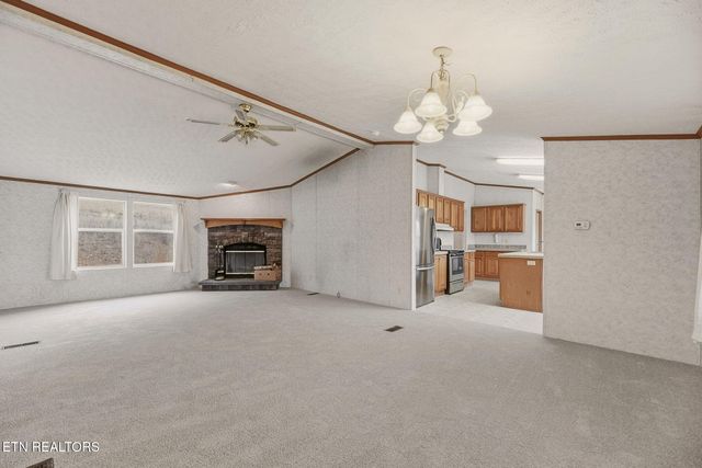 357 Muncey Hollow Lane, Washburn, TN 37888