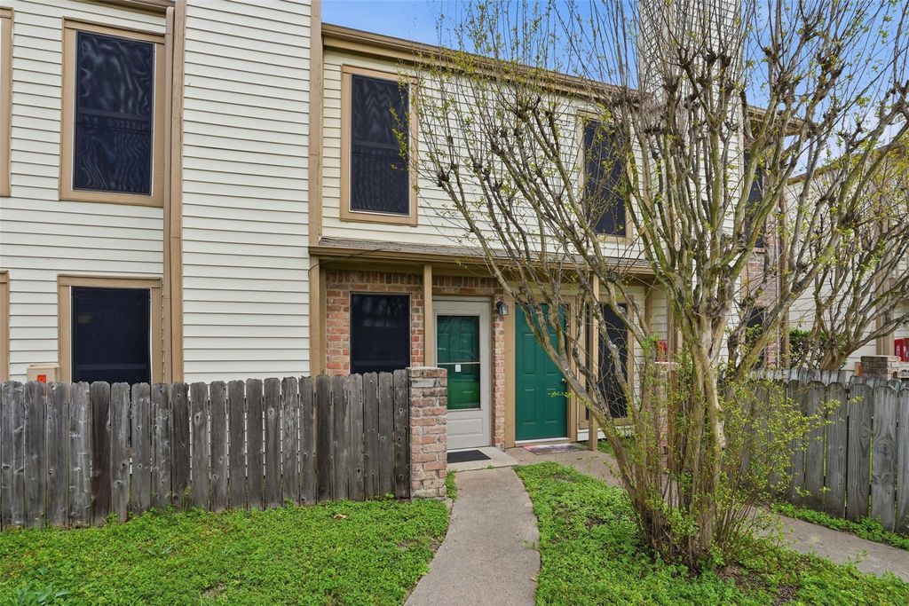 2200 Cypress Landing Drive A3, Houston, TX 77090