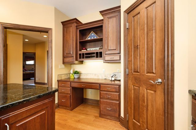 2731 Heartland Valley Road, Manhattan, KS 66503