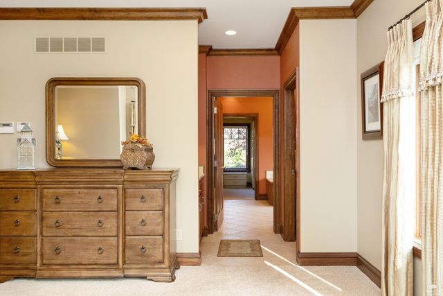 2731 Heartland Valley Road, Manhattan, KS 66503