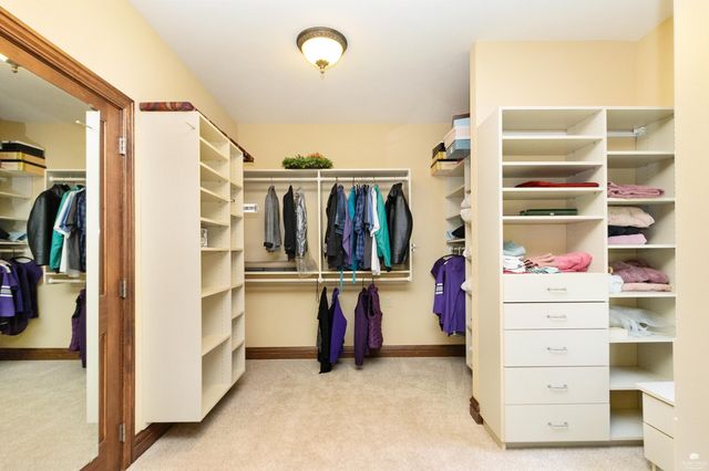 2731 Heartland Valley Road, Manhattan, KS 66503