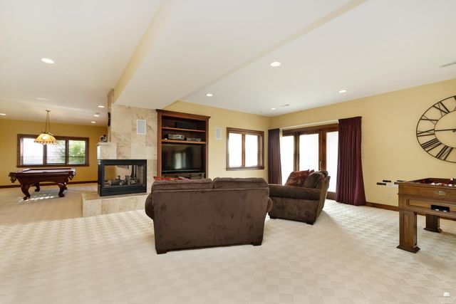 2731 Heartland Valley Road, Manhattan, KS 66503