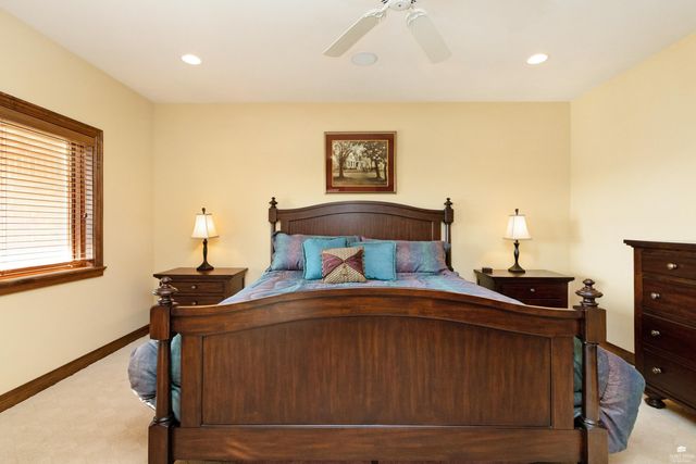 2731 Heartland Valley Road, Manhattan, KS 66503