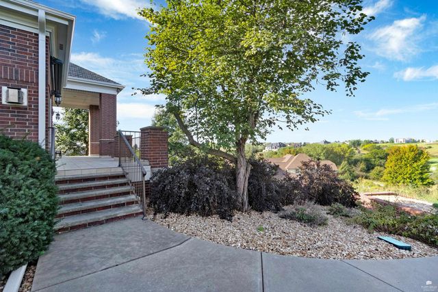 2731 Heartland Valley Road, Manhattan, KS 66503