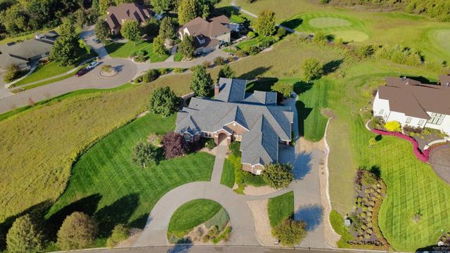 2731 Heartland Valley Road, Manhattan, KS 66503