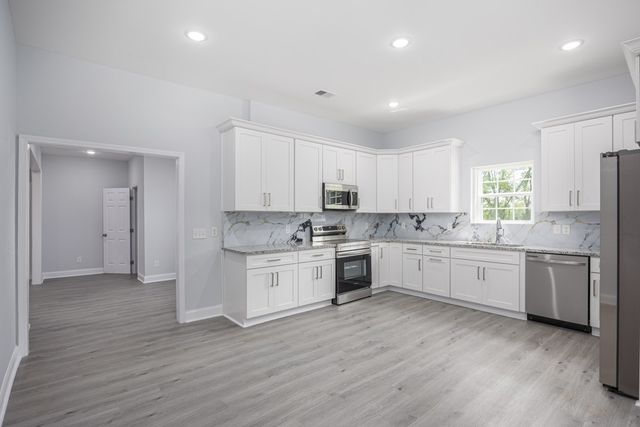 638 Rucker Rd, Murfreesboro, TN 37127