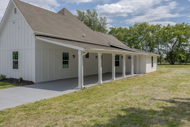 638 Rucker Rd, Murfreesboro, TN 37127