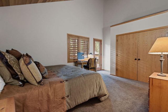 70335 Sword Fern GM249, Black Butte Ranch, OR 97759