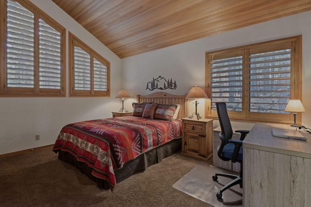 70335 Sword Fern GM249, Black Butte Ranch, OR 97759