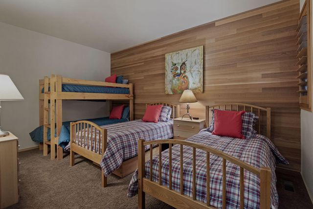 70335 Sword Fern GM249, Black Butte Ranch, OR 97759