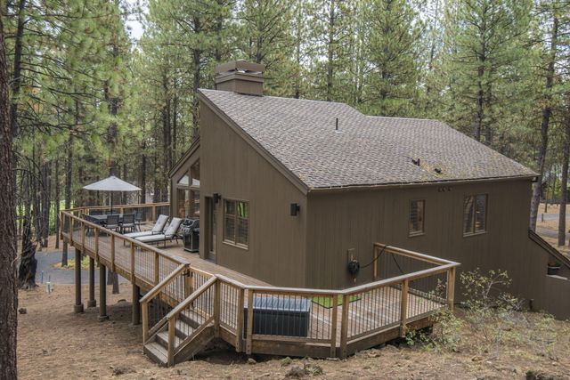 70335 Sword Fern GM249, Black Butte Ranch, OR 97759