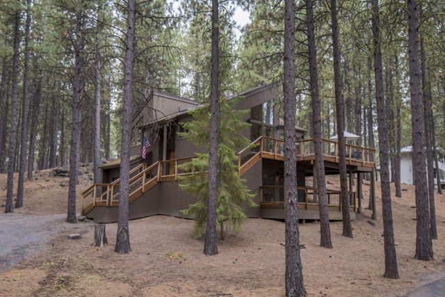 70335 Sword Fern GM249, Black Butte Ranch, OR 97759