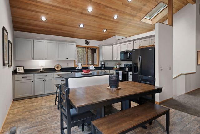 70335 Sword Fern GM249, Black Butte Ranch, OR 97759