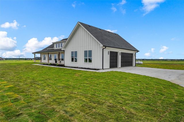 496 Willow Moon Ranch Road, Crawford, TX 76638