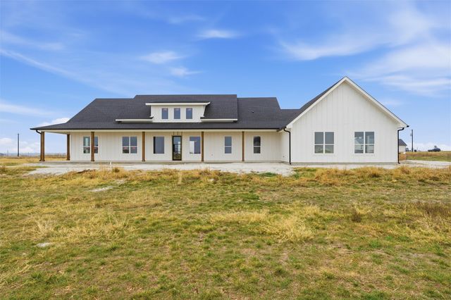 496 Willow Moon Ranch Road, Crawford, TX 76638