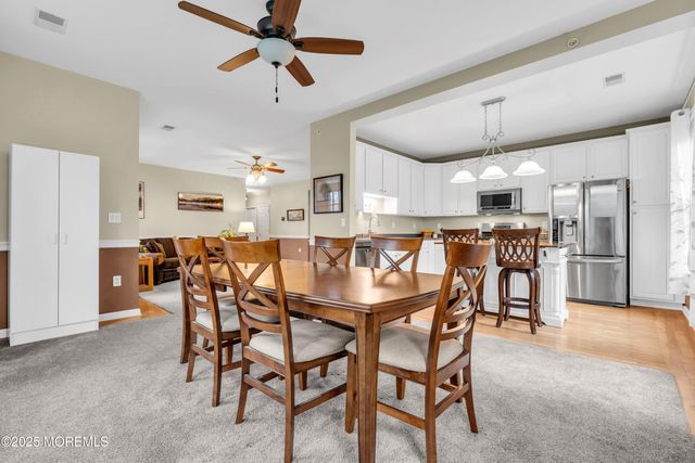 654 Saint Andrews Place, Manalapan, NJ 07726