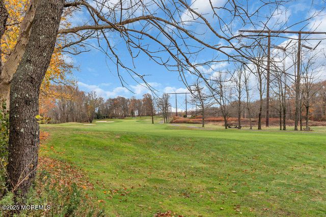 654 Saint Andrews Place, Manalapan, NJ 07726