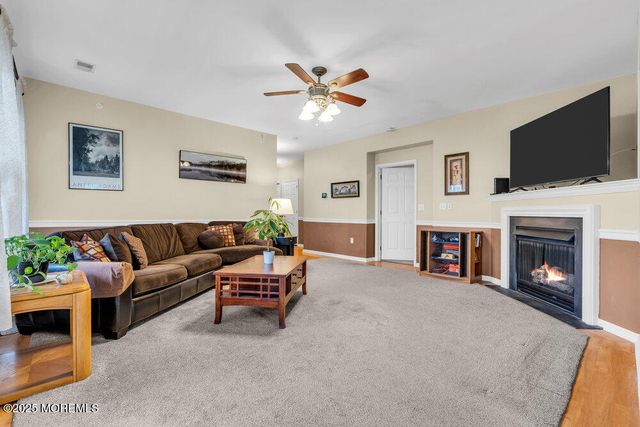 654 Saint Andrews Place, Manalapan, NJ 07726