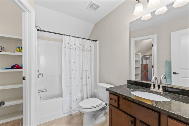 4314 SILVER VALLEY DR, Columbia, MO 65203