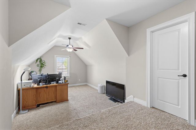 4314 SILVER VALLEY DR, Columbia, MO 65203