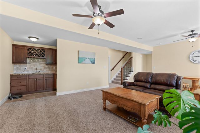 4314 SILVER VALLEY DR, Columbia, MO 65203
