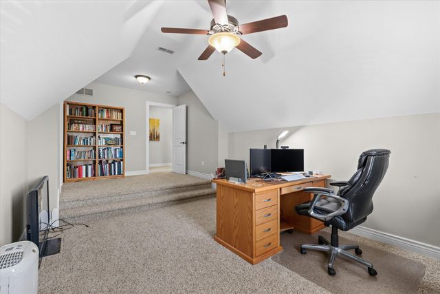 4314 SILVER VALLEY DR, Columbia, MO 65203