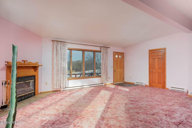 83 Blodgett Road, Greenwich, NY 12834