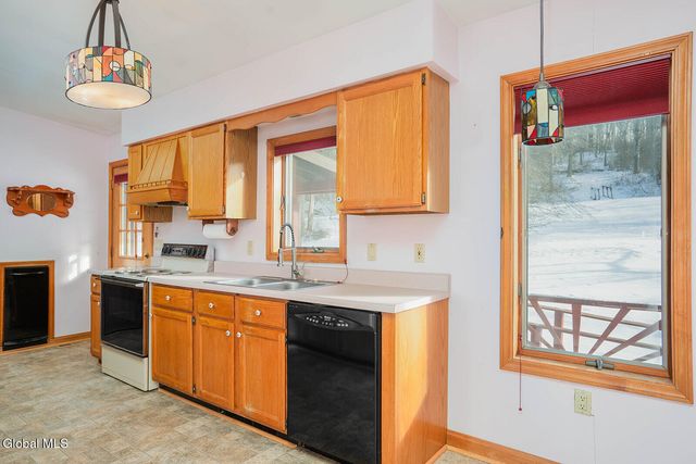 83 Blodgett Road, Greenwich, NY 12834