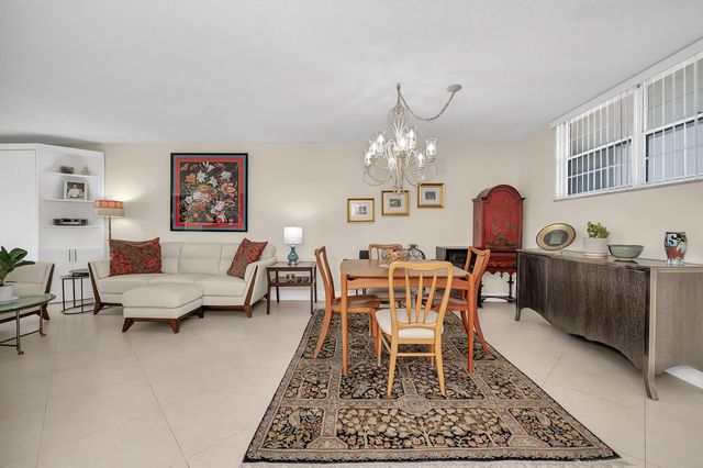 2460 Deer Creek Country Club Boulevard 206-a, Deerfield Beach, FL 33442
