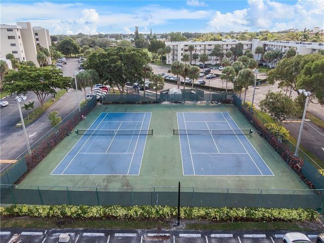 2460 Deer Creek Country Club Boulevard 206-a, Deerfield Beach, FL 33442