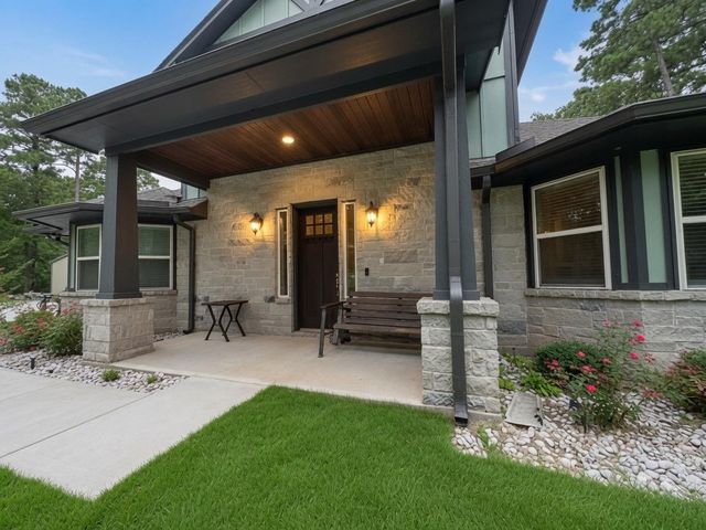 1145 Goodson Loop, Pinehurst, TX 77362
