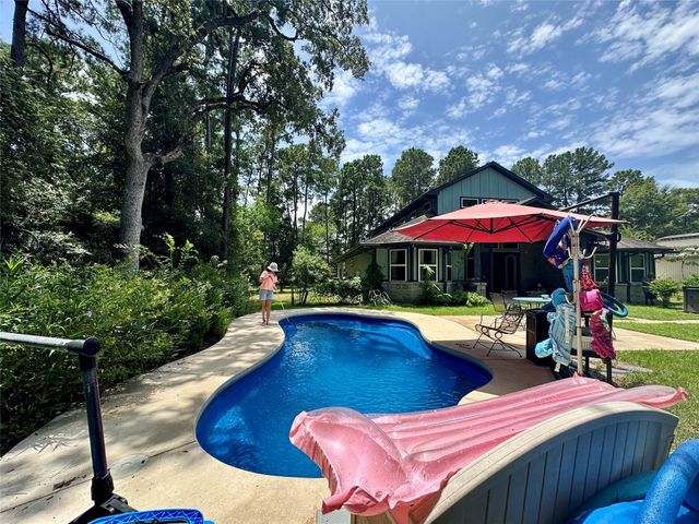 1145 Goodson Loop, Pinehurst, TX 77362