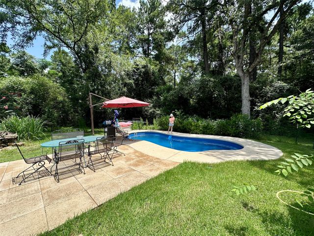 1145 Goodson Loop, Pinehurst, TX 77362