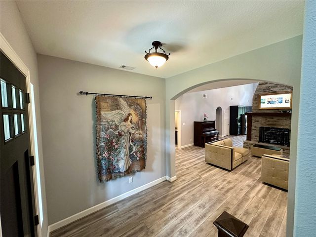 1145 Goodson Loop, Pinehurst, TX 77362