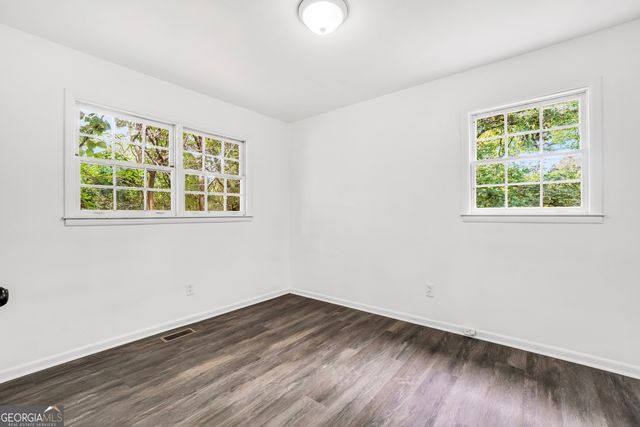 11 Dew Place, Forsyth, GA 31029