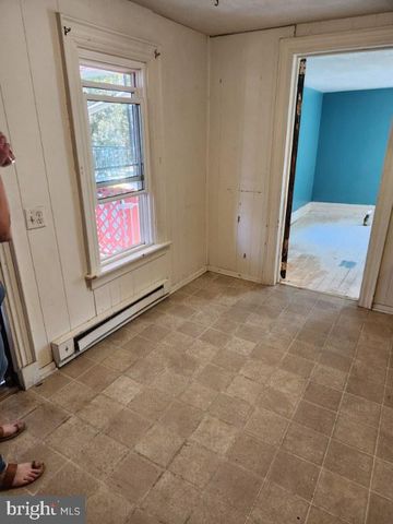 30 W MIDDLE ST, Hanover, PA 17331