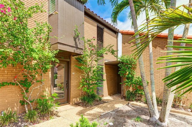 11 SANDY COVE ROAD 8F, Sarasota, FL 34242