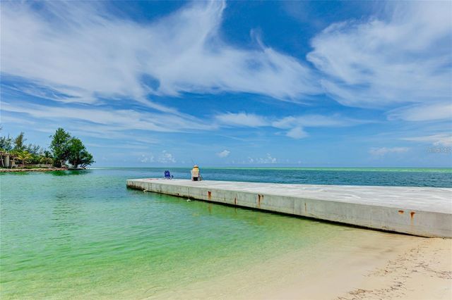 11 SANDY COVE ROAD 8F, Sarasota, FL 34242