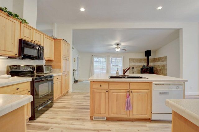 530 Ingalls Lane, Wilderville, OR 97543