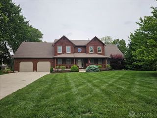 2151 Canterbury Court, Troy, OH 45373