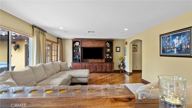 24604 Apple Street, Newhall, CA 91321