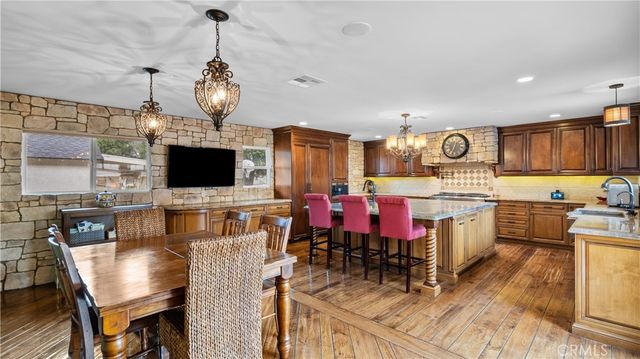 24604 Apple Street, Newhall, CA 91321