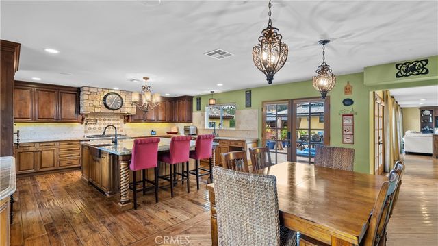 24604 Apple Street, Newhall, CA 91321