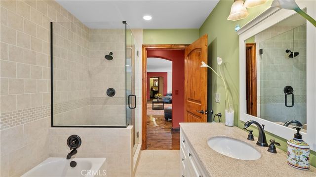 24604 Apple Street, Newhall, CA 91321