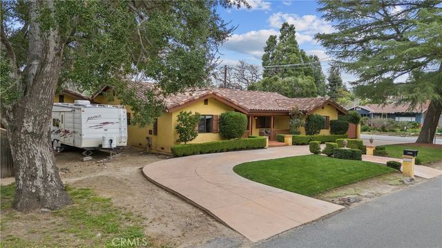 24604 Apple Street, Newhall, CA 91321