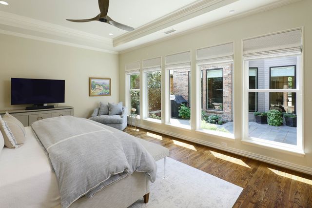 17 Ashton Court, Dallas, TX 75230